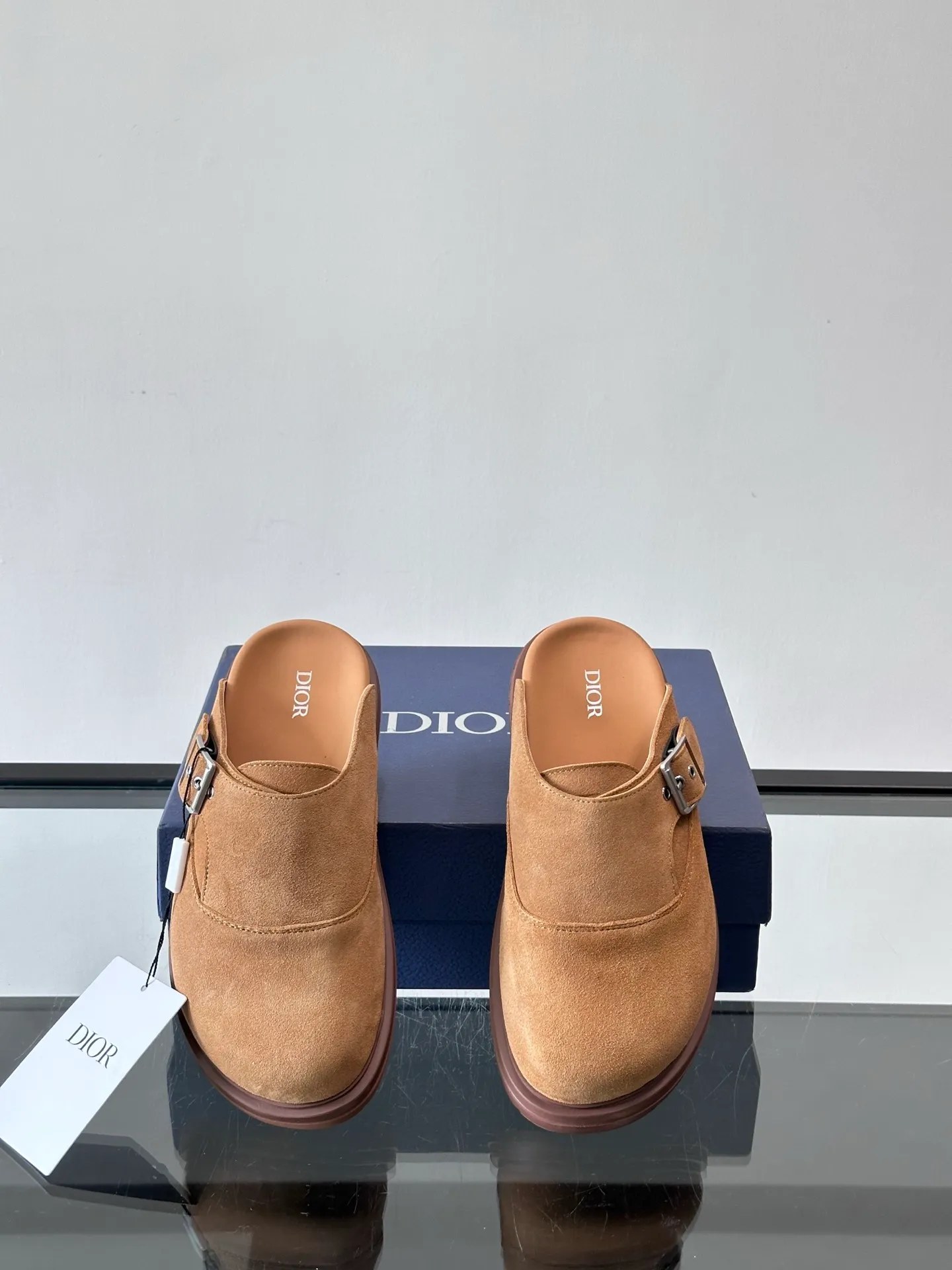 p360 "Dio＊" new men's printed toe-toe mules, classic presbyopia pattern + black EVA sole, low-key and high-end! Baotou design + metal buckle, perfect details, more comfortable and stable to wear✨, very versatile for daily outings or light luxury occasions. Oblique print is Dior's signature element. It is highly recognizable and full of fashion sense. It is a must-have for quality enthusiasts! 👟 size：38-44
